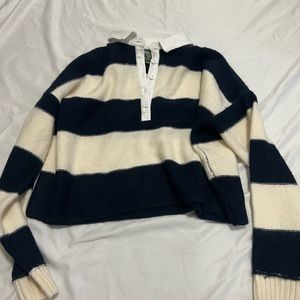 american eagle NEW sweater